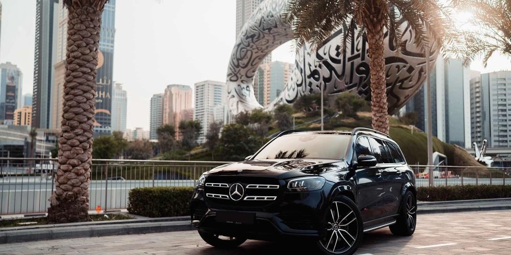 Elegant black Mercedes GLS 2023 for rent in Dubai offering premium comfort advanced technology and powerful performance for a luxurious driving experience