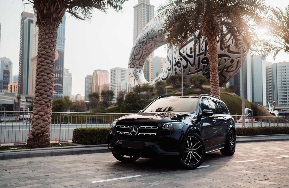 Elegant black Mercedes GLS 2023 for rent in Dubai offering premium comfort advanced technology and powerful performance for a luxurious driving experience