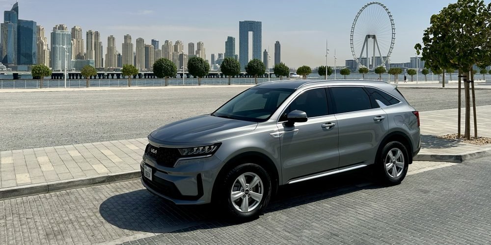 Stylish grey Kia Sorento 2023 for rent in Dubai offering spacious comfort modern features and reliable performance for a smooth and family-friendly driving experience