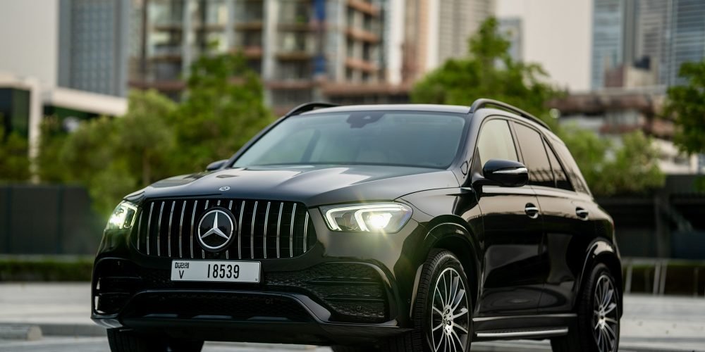 Elegant black Mercedes GLE 350 for rent in Dubai offering luxurious comfort advanced technology and powerful performance for a premium driving experience