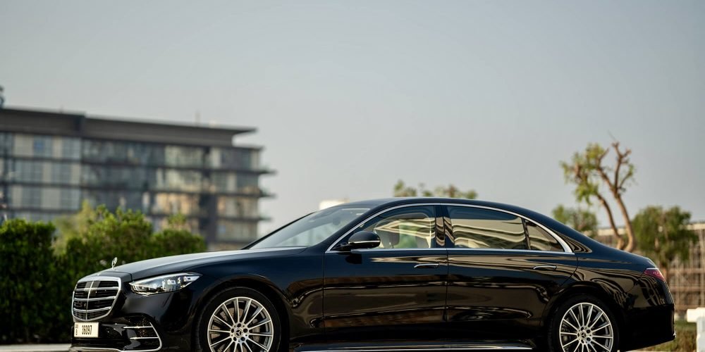 Luxurious black Mercedes S450L 2023 for rent in Dubai offering premium comfort advanced technology and smooth performance for an exceptional driving experience